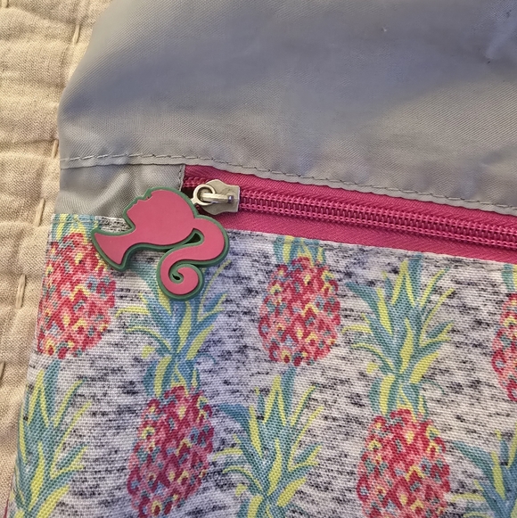 Barbie set Drawstring Bag - Picture 7 of 8